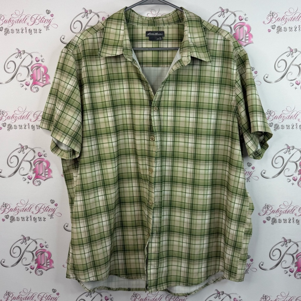 Eddie Bauer T-shirt polo white cream Green Plaid Button-Down Shirt collared